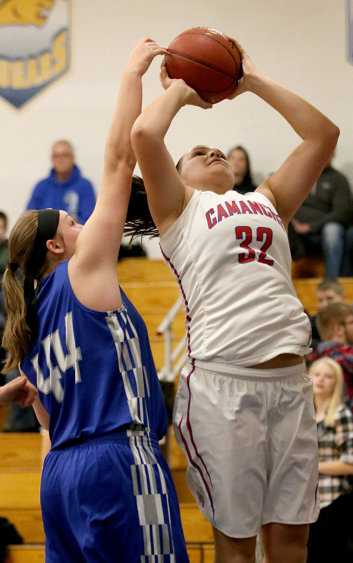 112916-Camanche-girls-bb-007